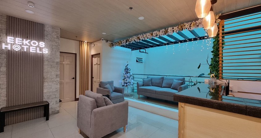 Family Room holiday setup